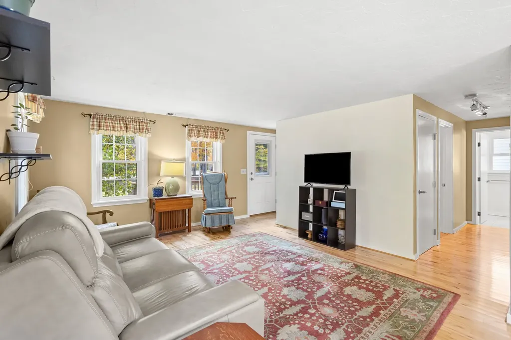 50 Harvey Lake Road Northwood NH 03261