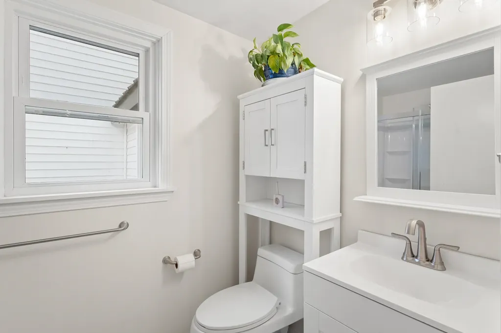 50 Harvey Lake Road Northwood NH 03261