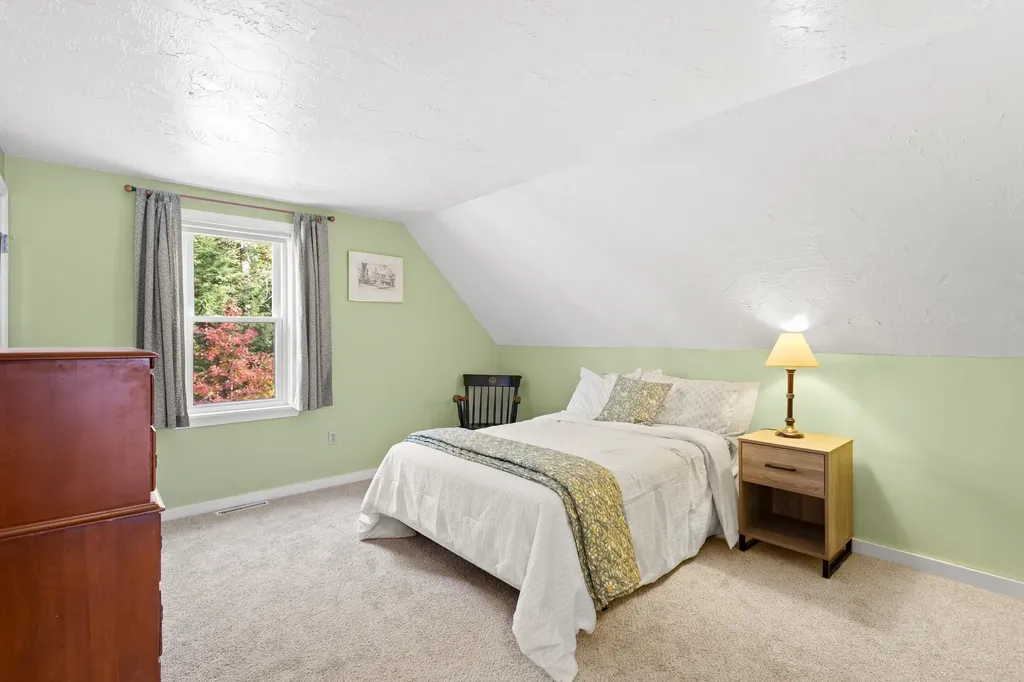 50 Harvey Lake Road Northwood NH 03261