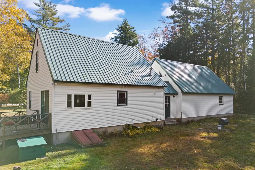 50 Harvey Lake Road Northwood NH 03261