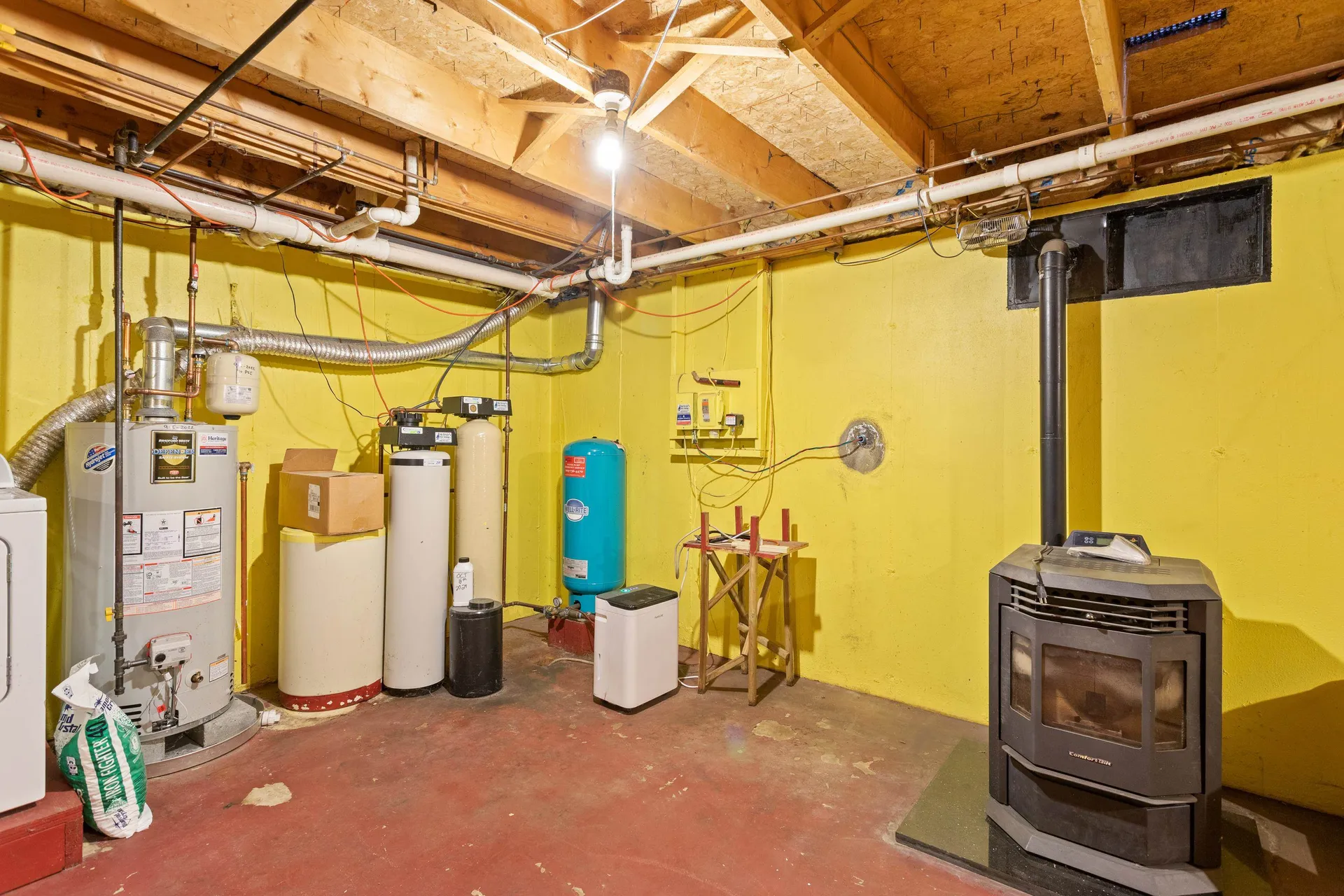 50 Harvey Lake Road Northwood NH 03261