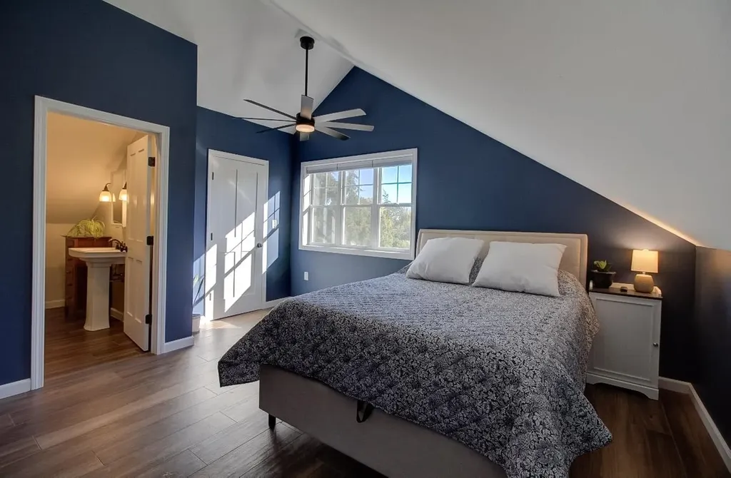 110 Watson's Ridge North Hero VT 05474