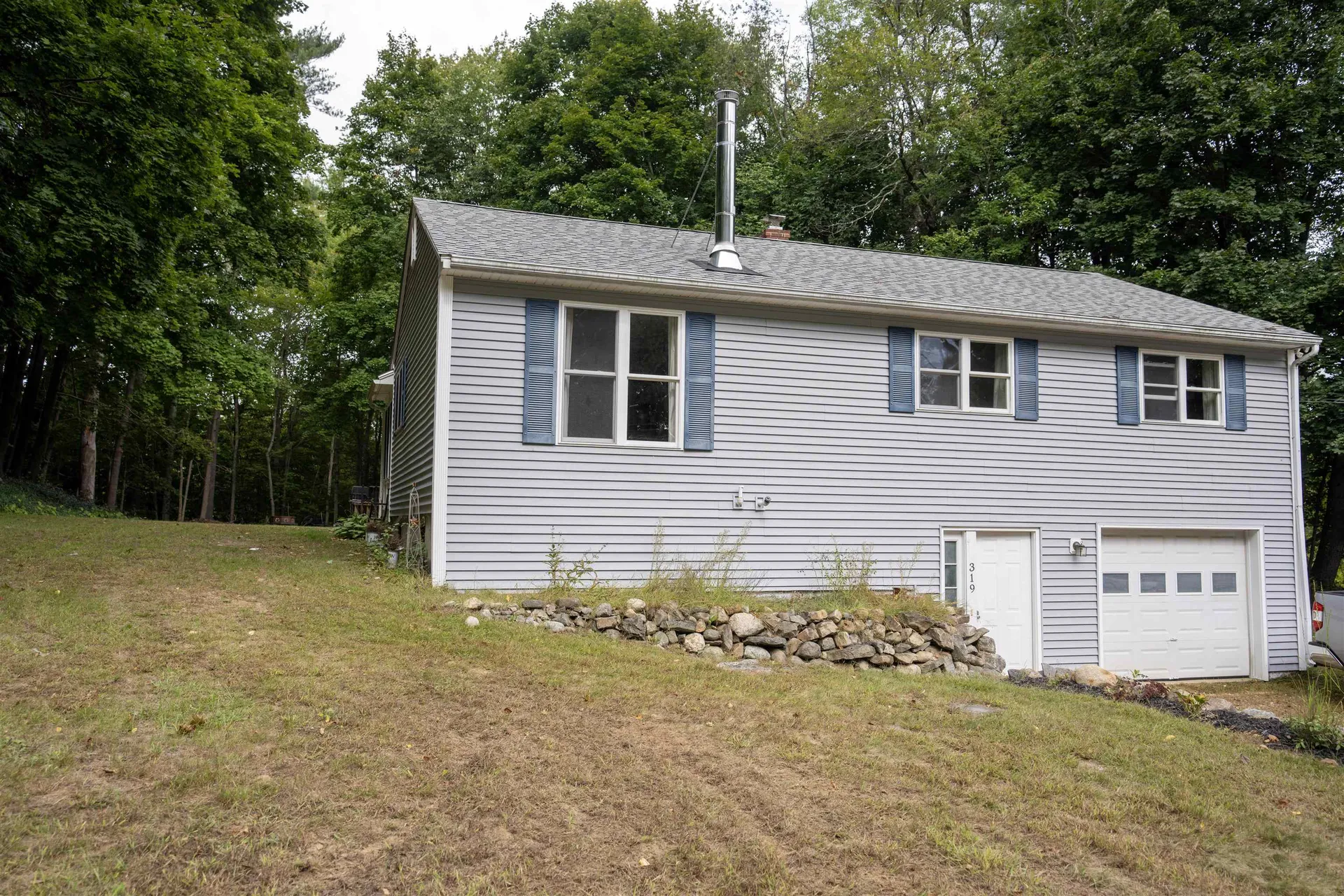 319 South Road Brentwood NH 03833