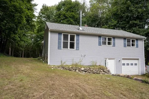 319 South Road Brentwood NH 03833