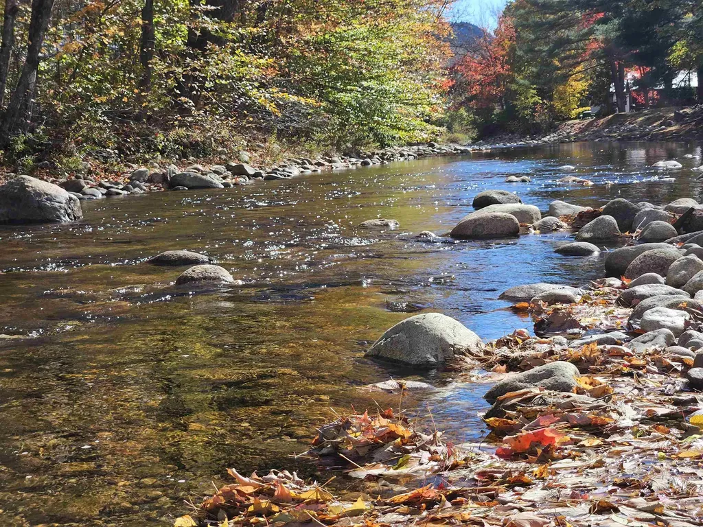 24 Kancamagus Highway Woodstock NH 03262