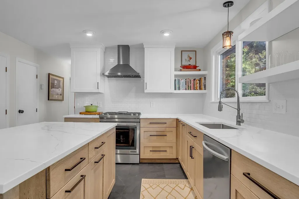 134 Brunelle Avenue Manchester NH 03103