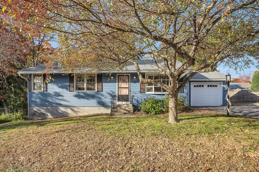 134 Brunelle Avenue Manchester NH 03103
