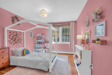 134 Brunelle Avenue Manchester NH 03103