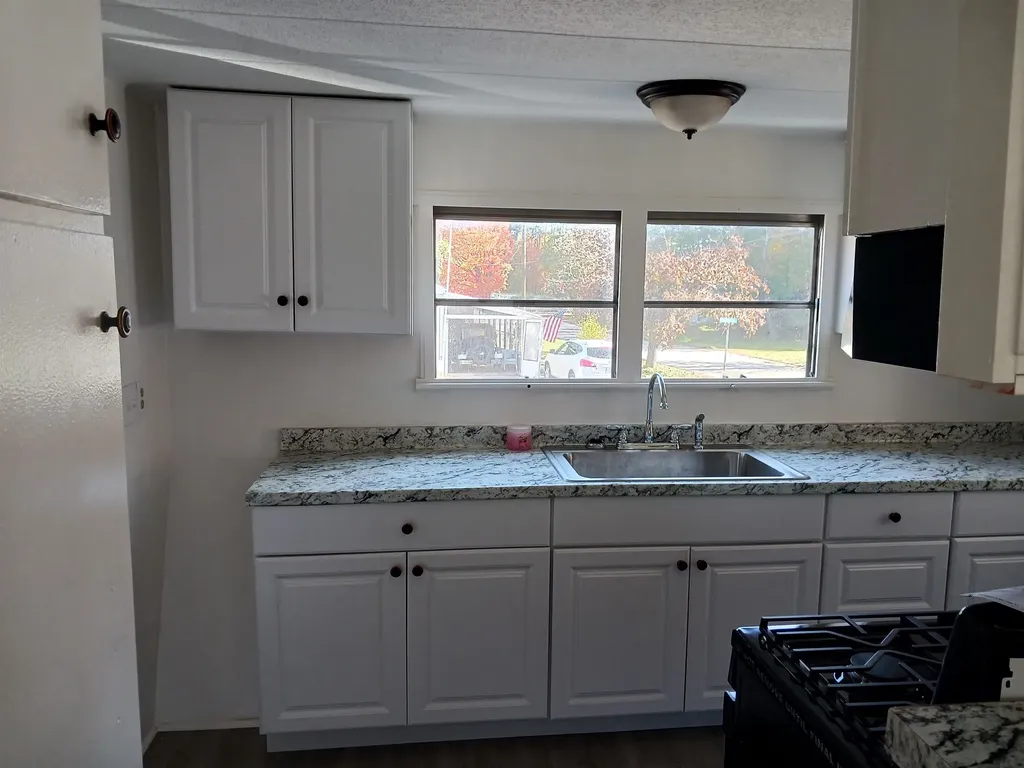 2 Lilac Lane Franklin NH 03235