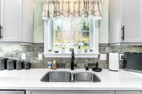 1505 Main Street Pittsburg NH 03592