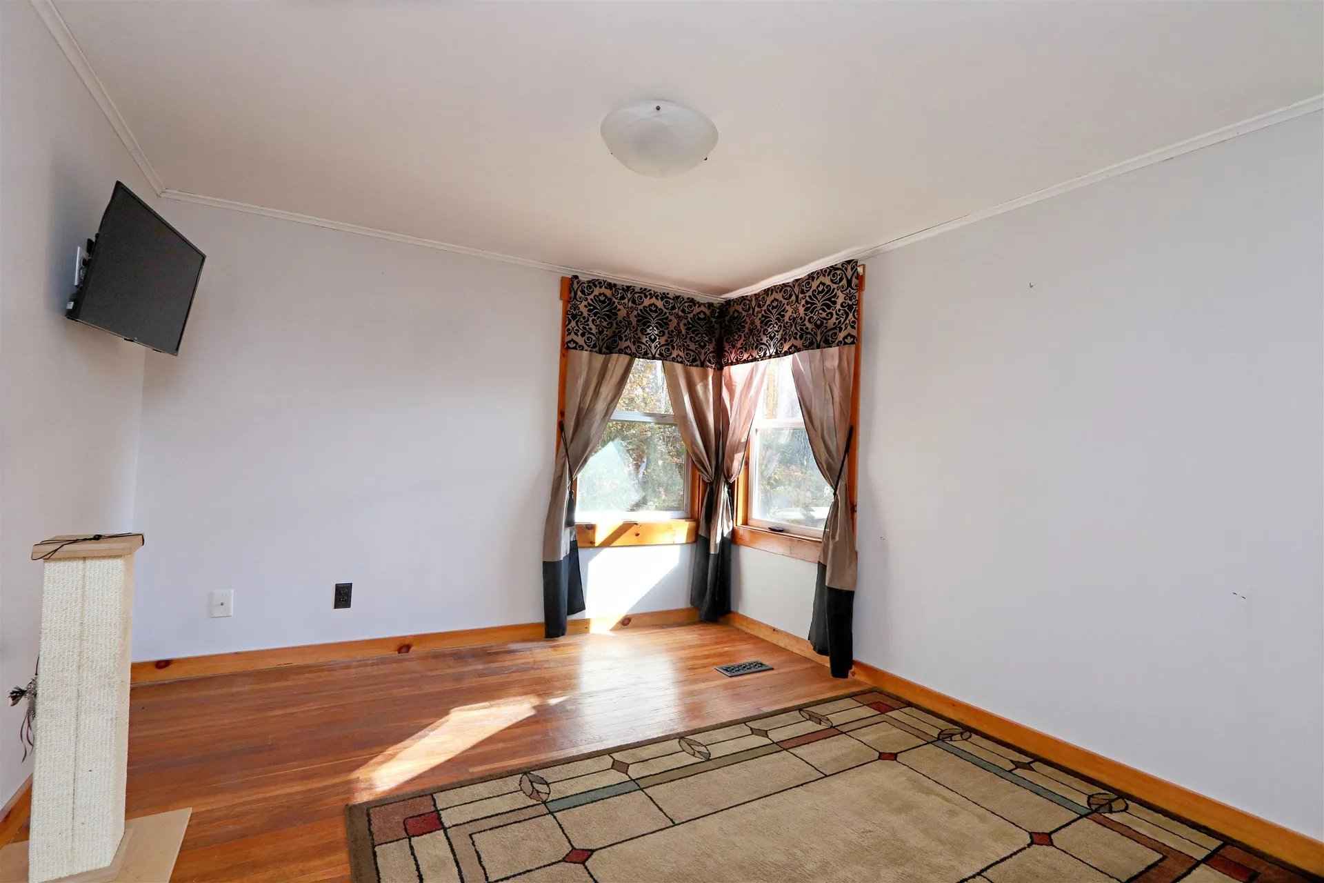 320 West Main Street Littleton NH 03561