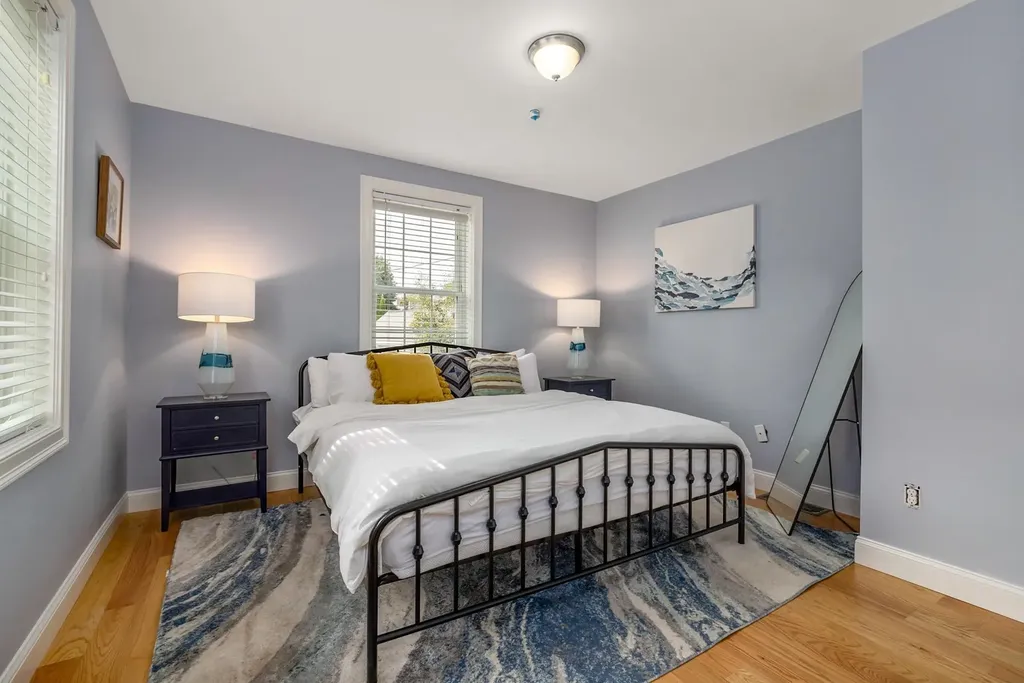 5 Pleasant Street Kittery ME 03904