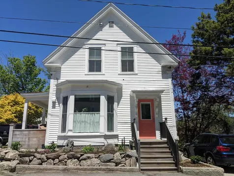 17 Lake Street Meredith NH 03253