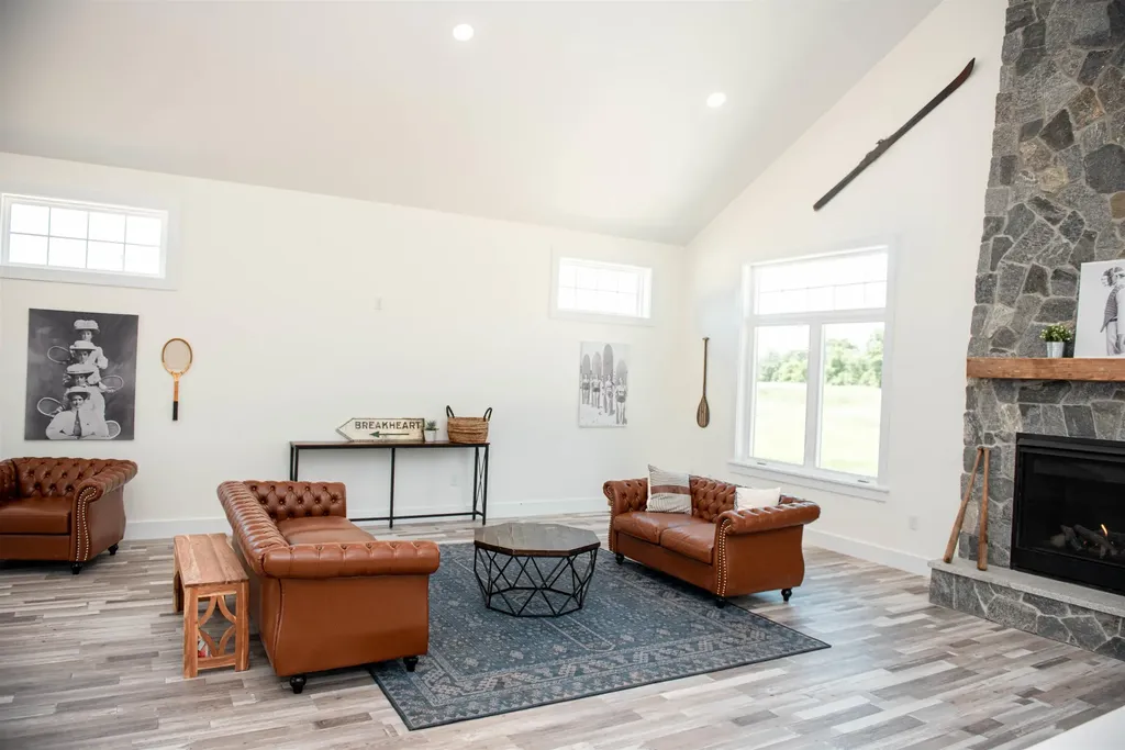 3 Brook Circle Northwood NH 03261