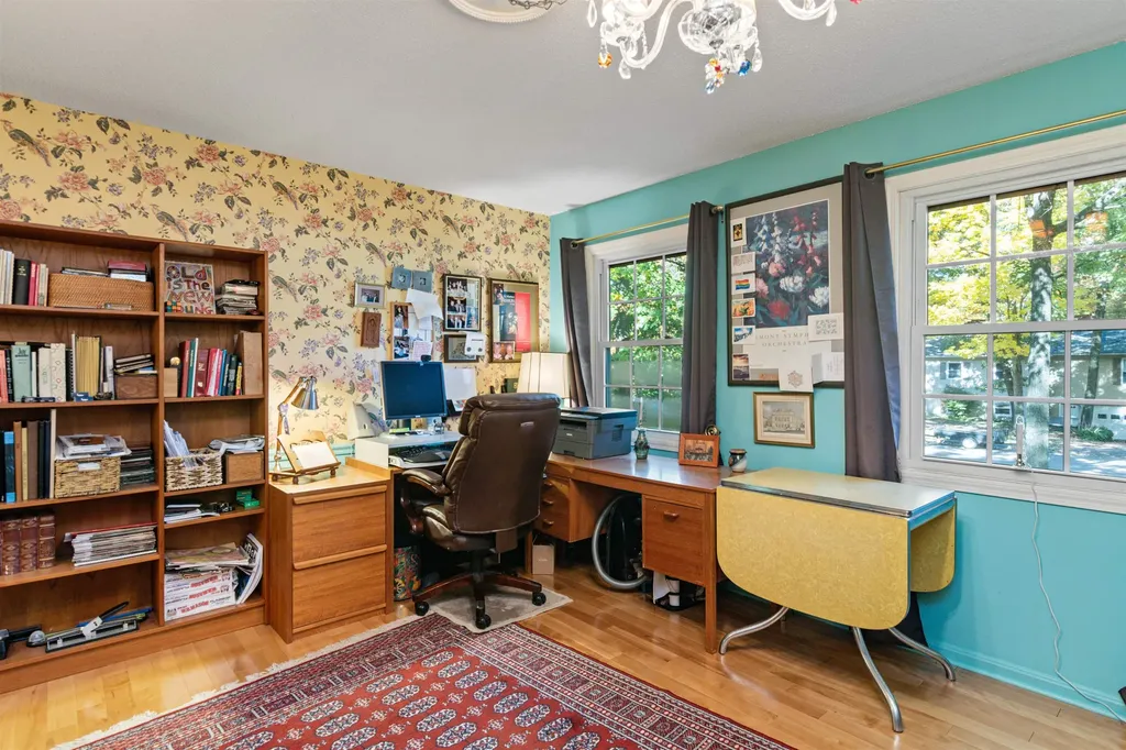 423 Oak Circle Colchester VT 05446
