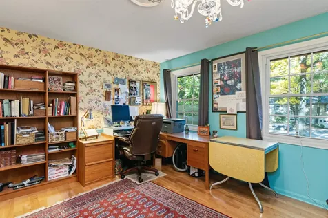 423 Oak Circle Colchester VT 05446