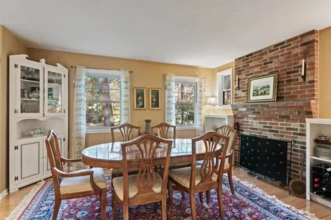 423 Oak Circle Colchester VT 05446