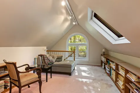 423 Oak Circle Colchester VT 05446