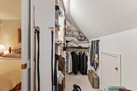 423 Oak Circle Colchester VT 05446