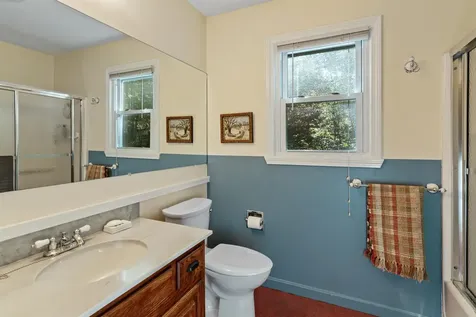 423 Oak Circle Colchester VT 05446