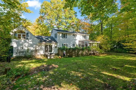 423 Oak Circle Colchester VT 05446