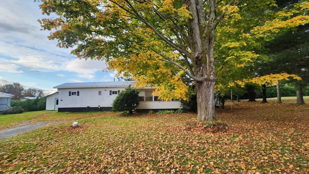 2477 Us Route 5 Derby VT 05829