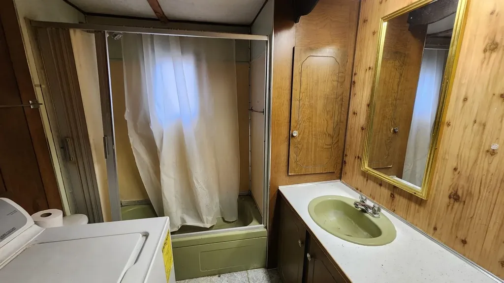 2477 Us Route 5 Derby VT 05829