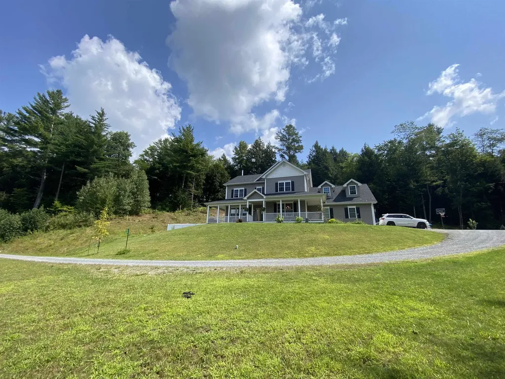 18 Woods Edge Road Fairfax VT 05454
