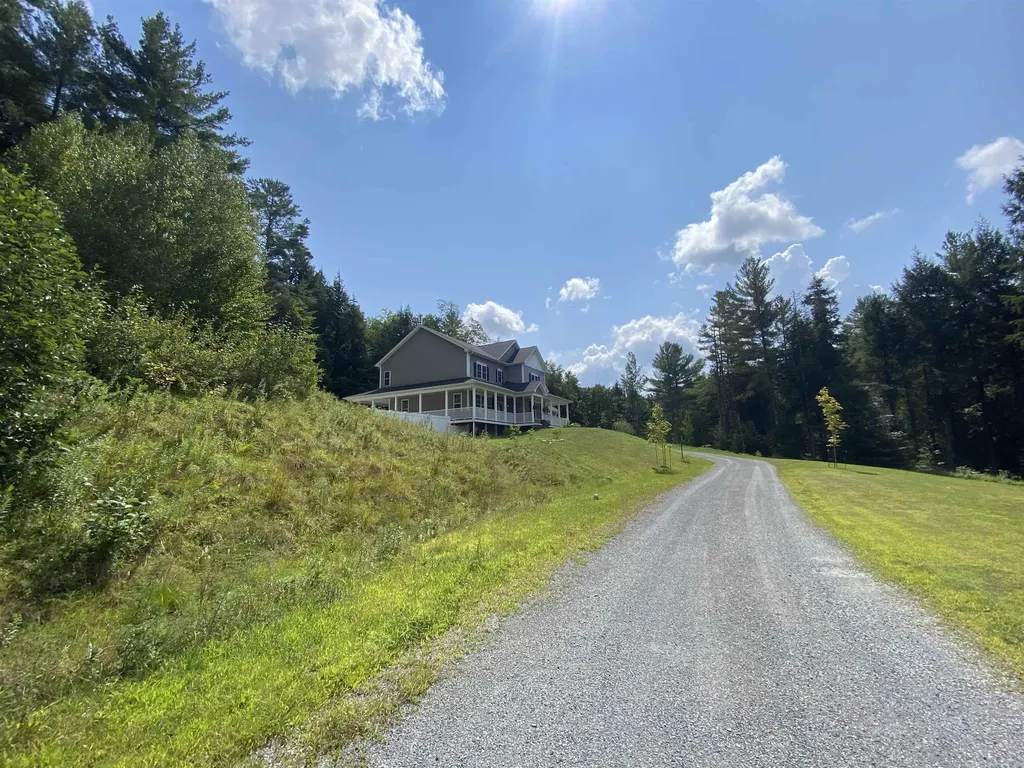 18 Woods Edge Road Fairfax VT 05454