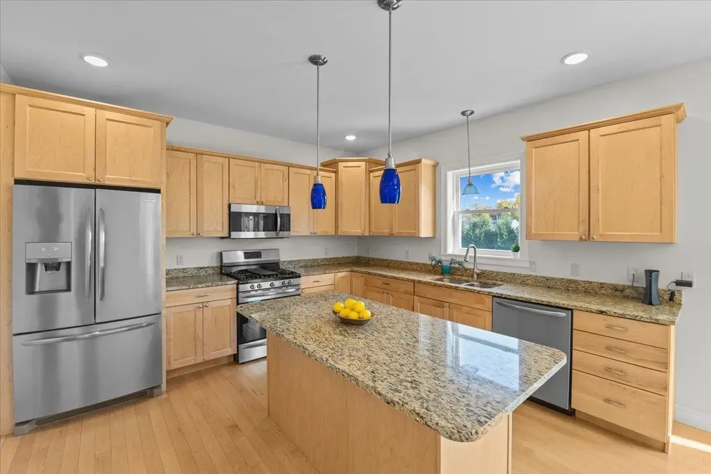 48 Chase Court Essex VT 05452