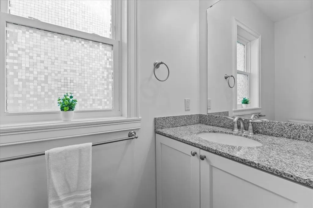 48 Chase Court Essex VT 05452