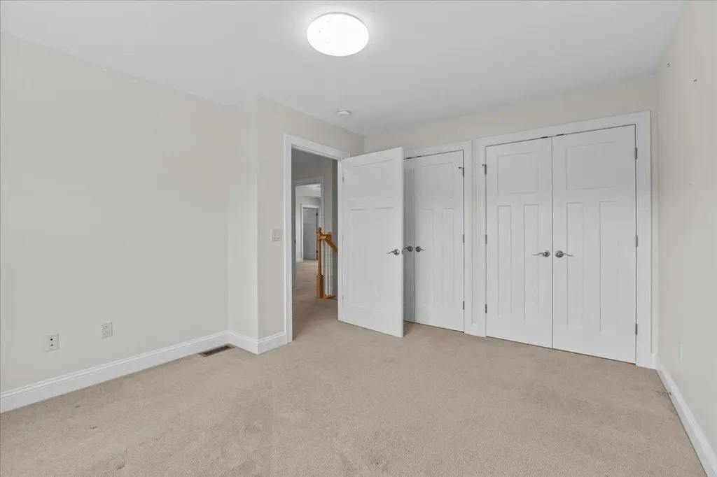 48 Chase Court Essex VT 05452