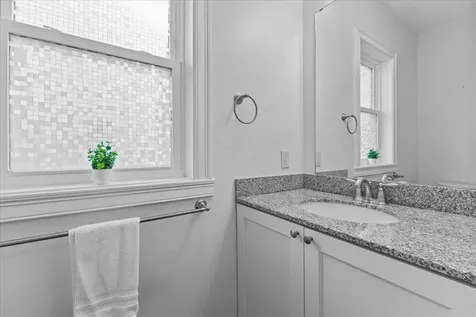 48 Chase Court Essex VT 05452
