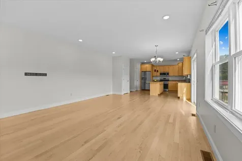 48 Chase Court Essex VT 05452