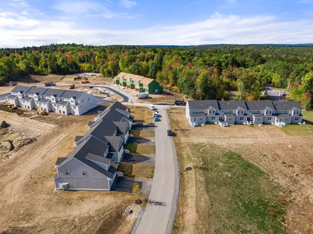 7 Brightstone Way Sandown NH 03873