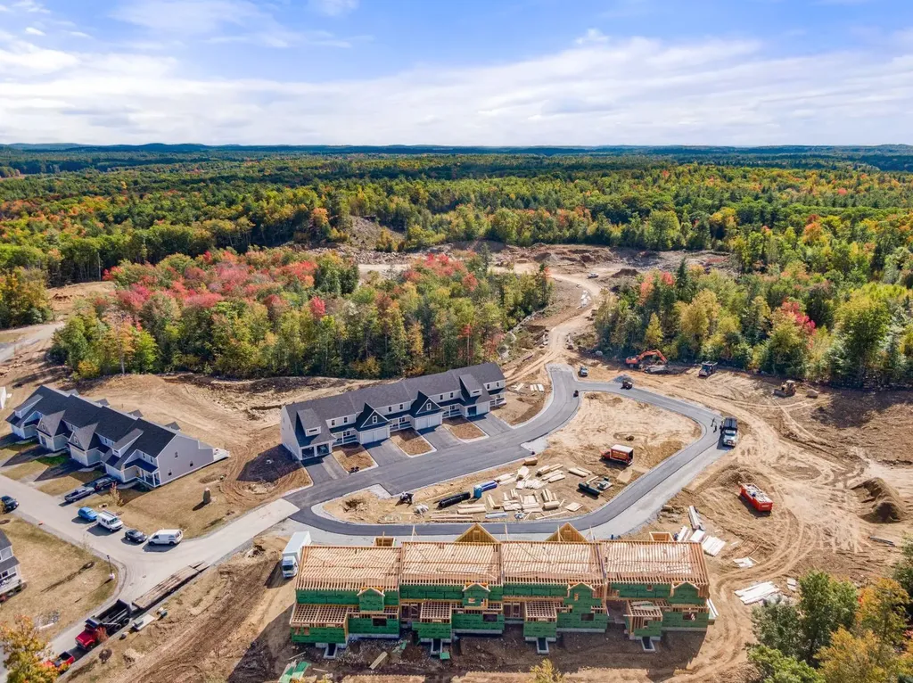 7 Brightstone Way Sandown NH 03873