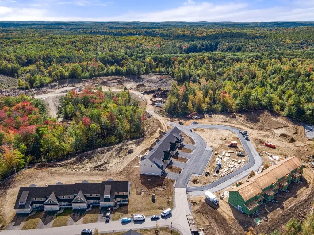 7 Brightstone Way Sandown NH 03873