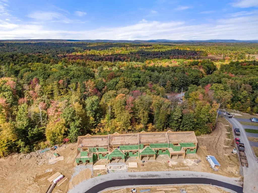 7 Brightstone Way Sandown NH 03873