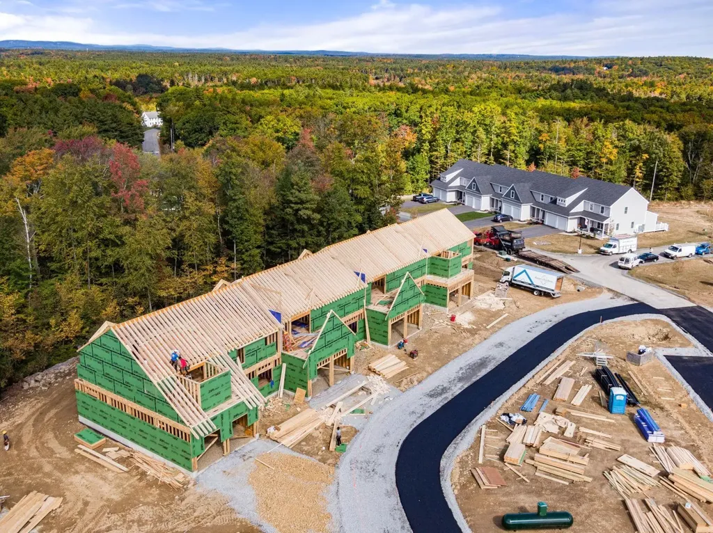 7 Brightstone Way Sandown NH 03873