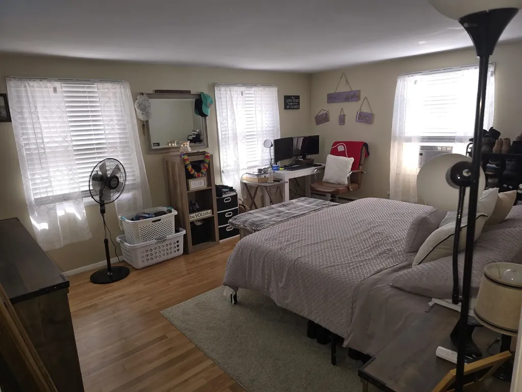 10 Hardy Avenue Claremont NH 03743