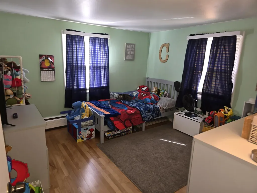 10 Hardy Avenue Claremont NH 03743