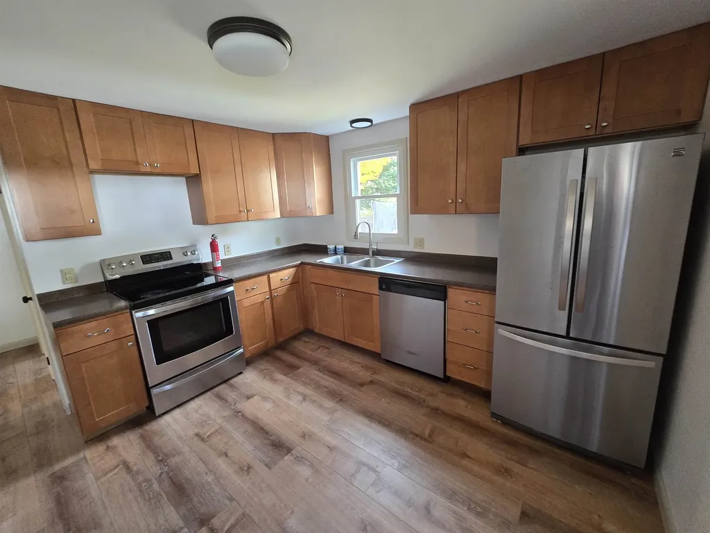 10 Hardy Avenue Claremont NH 03743