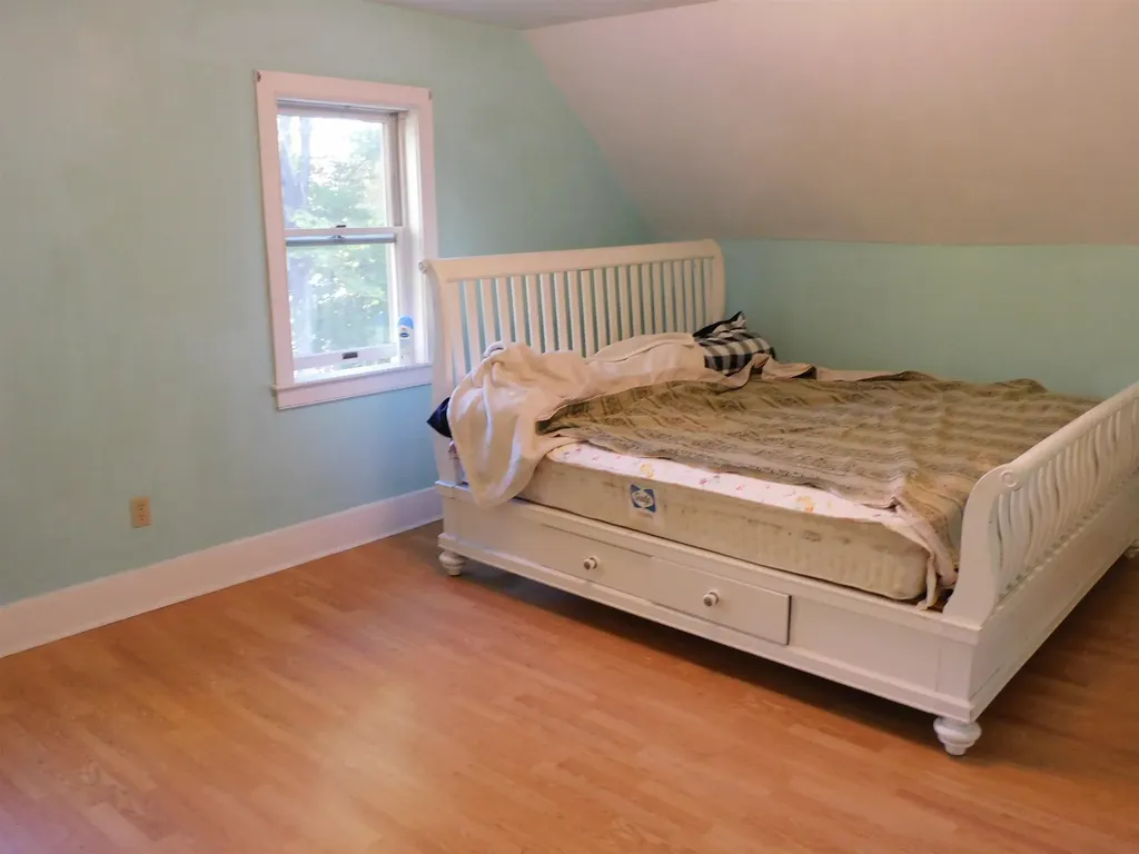 26 Winter Street Plymouth NH 03264