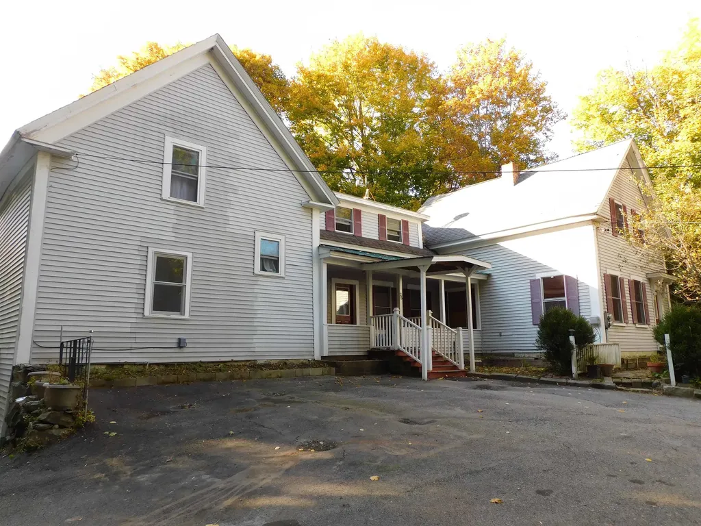 26 Winter Street Plymouth NH 03264