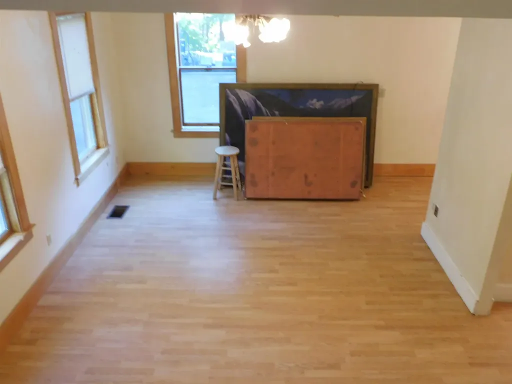 26 Winter Street Plymouth NH 03264