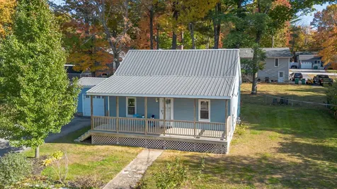 34 Harding Street Rochester NH 03867