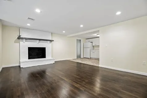 54 Adams Avenue Seabrook NH 03874