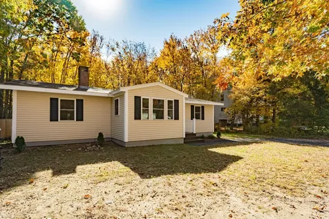 54 Adams Avenue Seabrook NH 03874