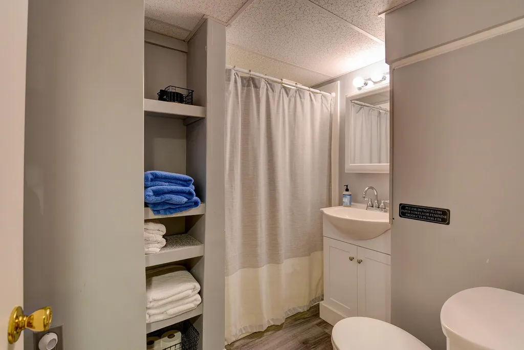 280 Beverly Hills Drive Wakefield NH 03830