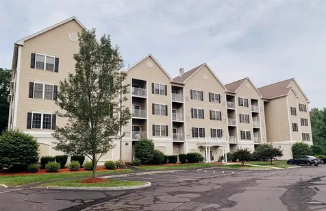 59 Cluff Road Salem NH 03079